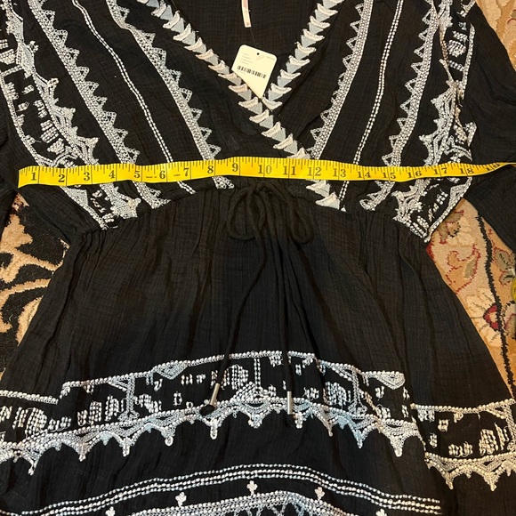 Saffron embroidered tunic in black.Free people.NWT - Picture 8 of 11